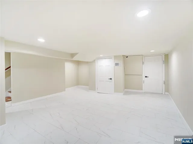 $499,000 | 50 Hillyer Street, Orange, NJ 07050