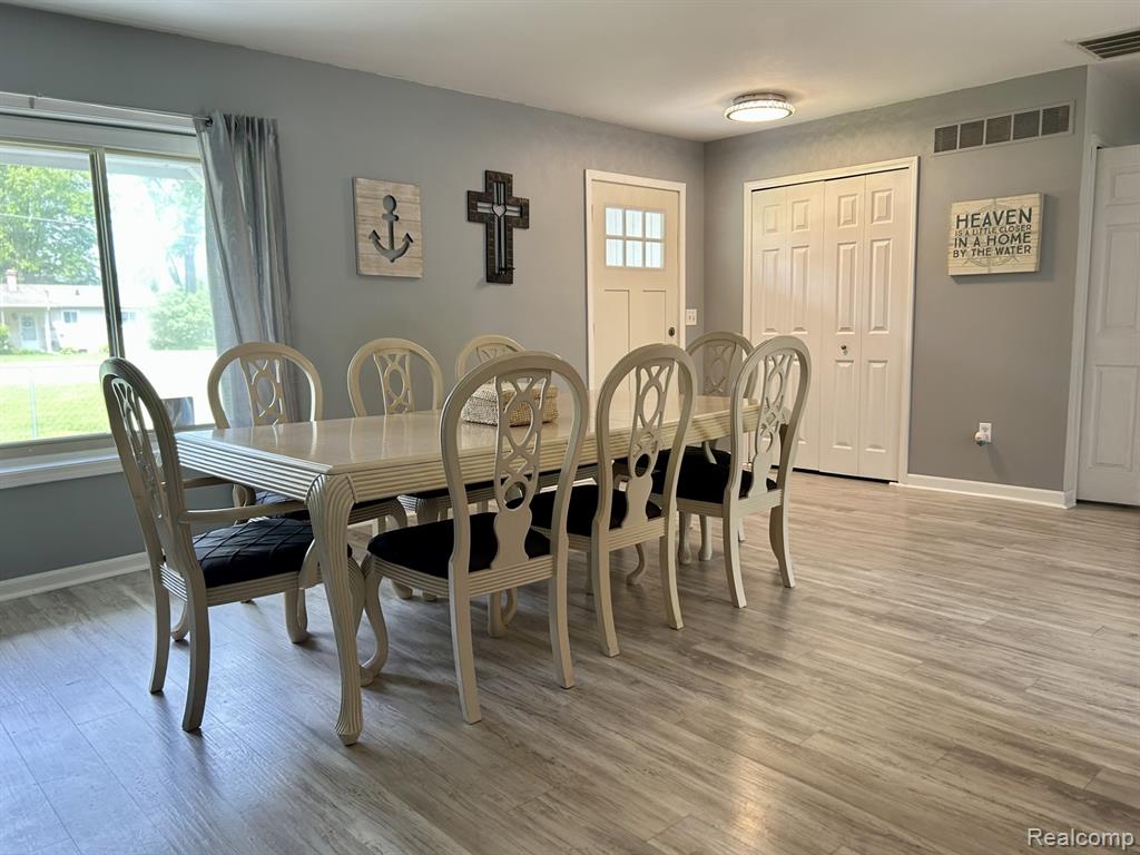 9831 Kress Road Pinckney, MI 48169 - Photo 15 of 36