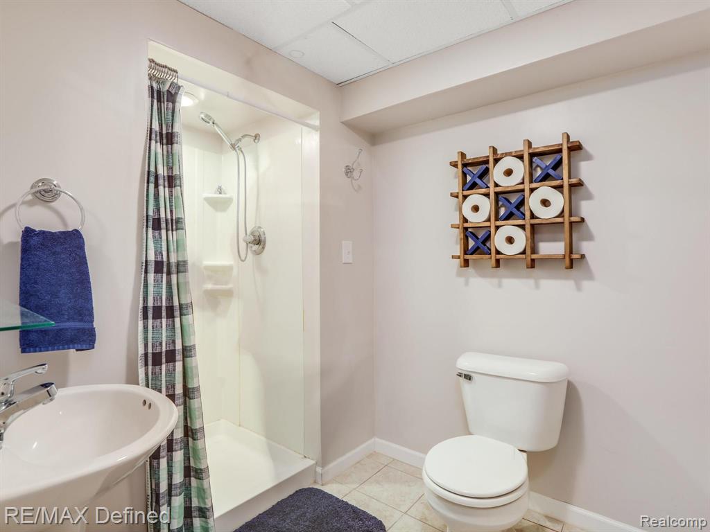 2989 Gravel Ridge Drive Rochester Hills, MI 48307 - Photo 23 of 31