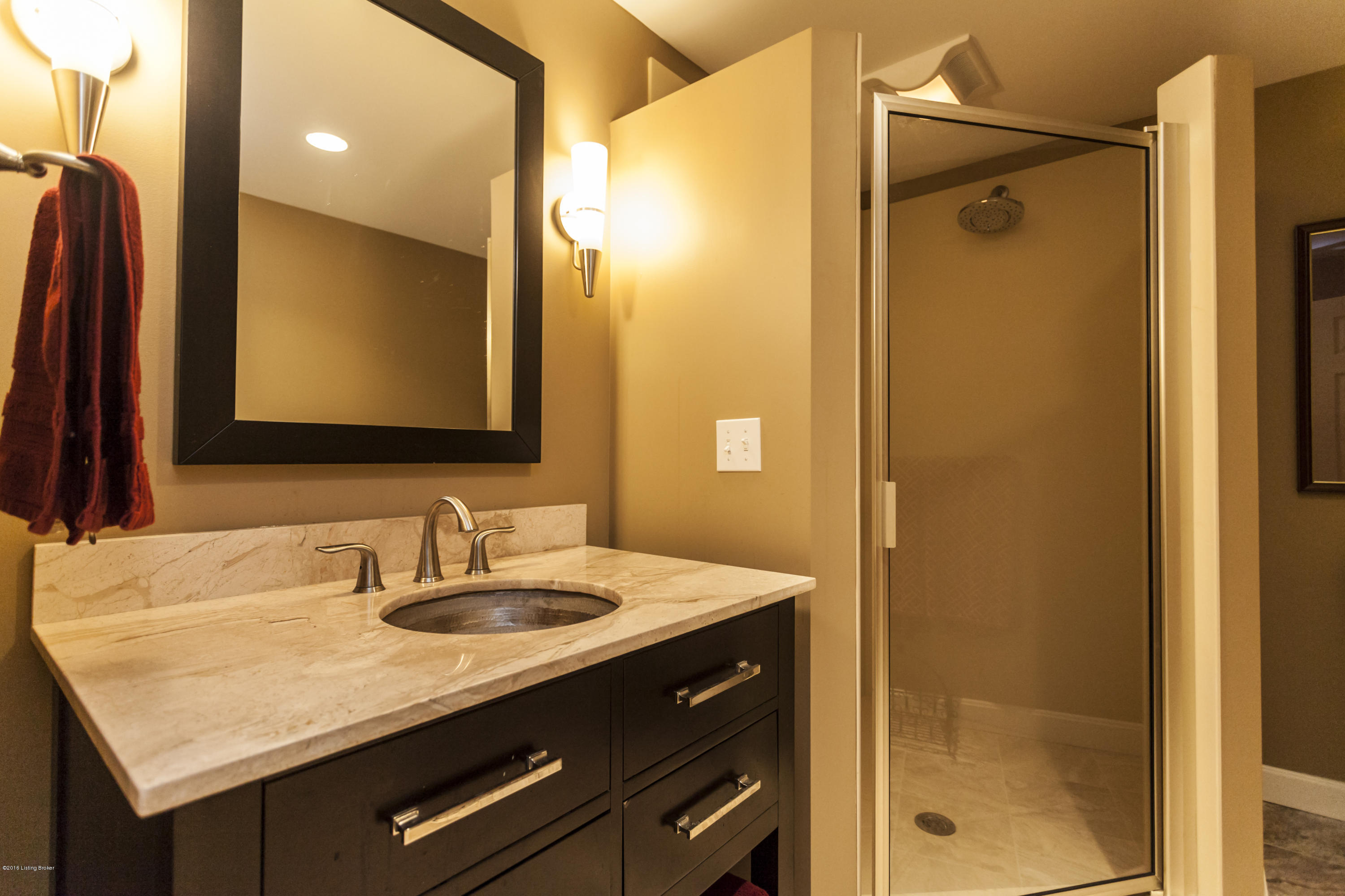 2404 Dundee Road, Unit 7 Louisville, KY 40205 - Photo 29 of 34 full bathroom on the lower level