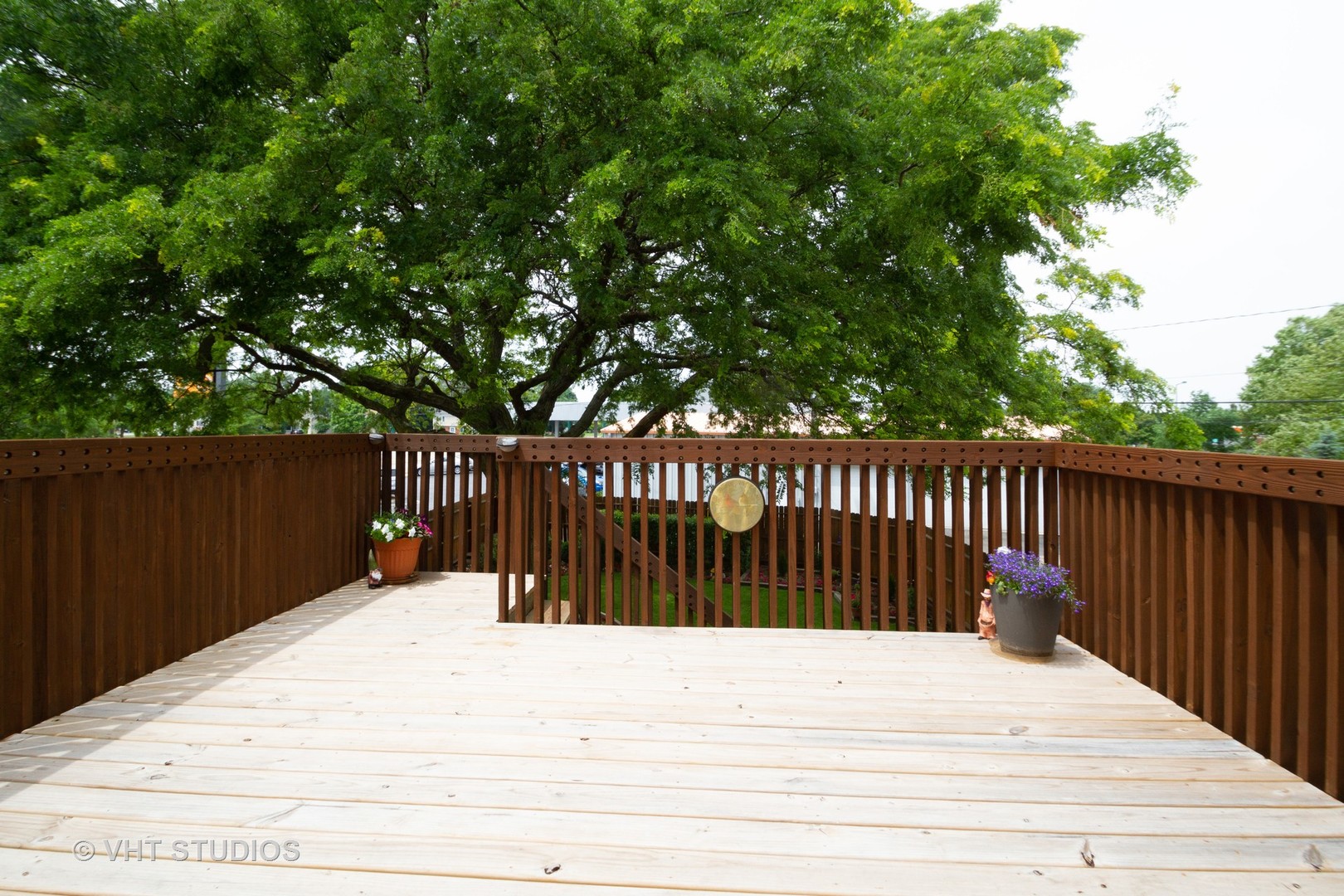 514 Windsor Road Loves Park, IL 61111 - Photo 15 of 33 a terrace view