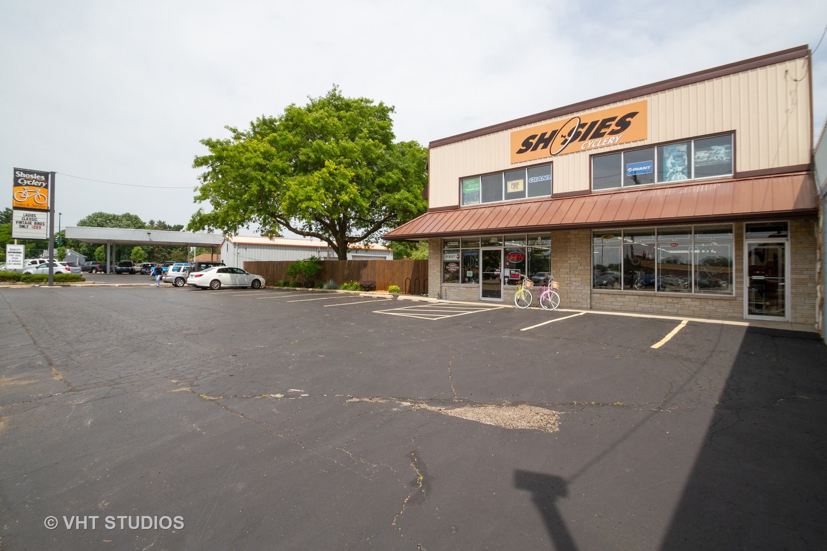 514 Windsor Road Loves Park, IL 61111 - Photo 3 of 33 a view of street with parked cars
