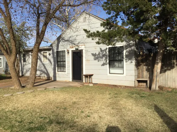 $625 | 3003 Avenue V, Lubbock, TX 79411