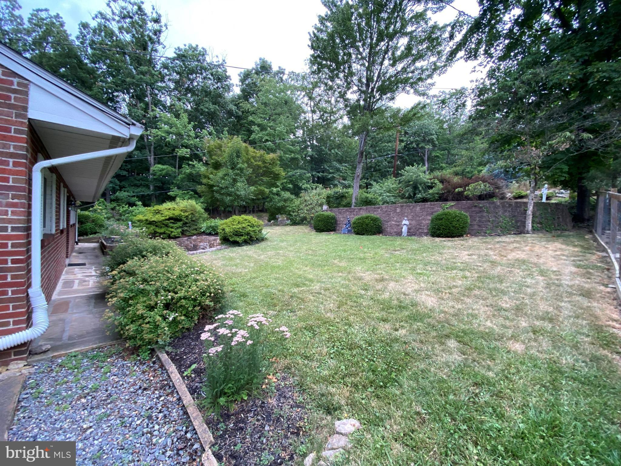 1047 Braddock Road Cumberland, MD 21502 - Photo 36 of 43 Gallery Image 36