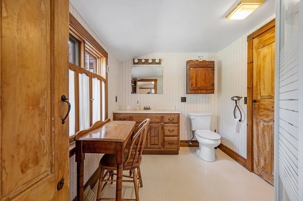 9 George Street Mendon, MA 01756 - Photo 15 of 42