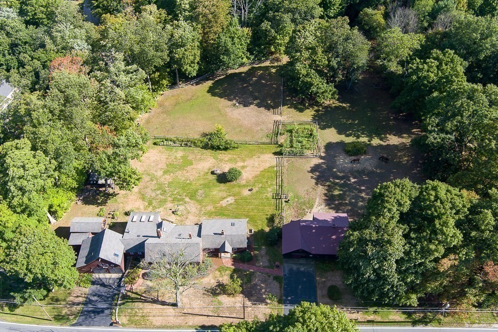 9 George Street Mendon, MA 01756 - Photo 4 of 42