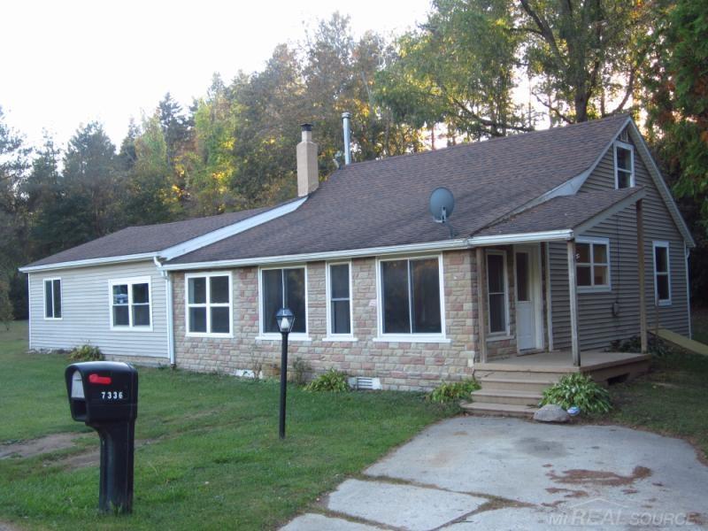 7336 Kipling Road Lexington, MI 48450 - Photo 1 of 10 31332977.JPG
