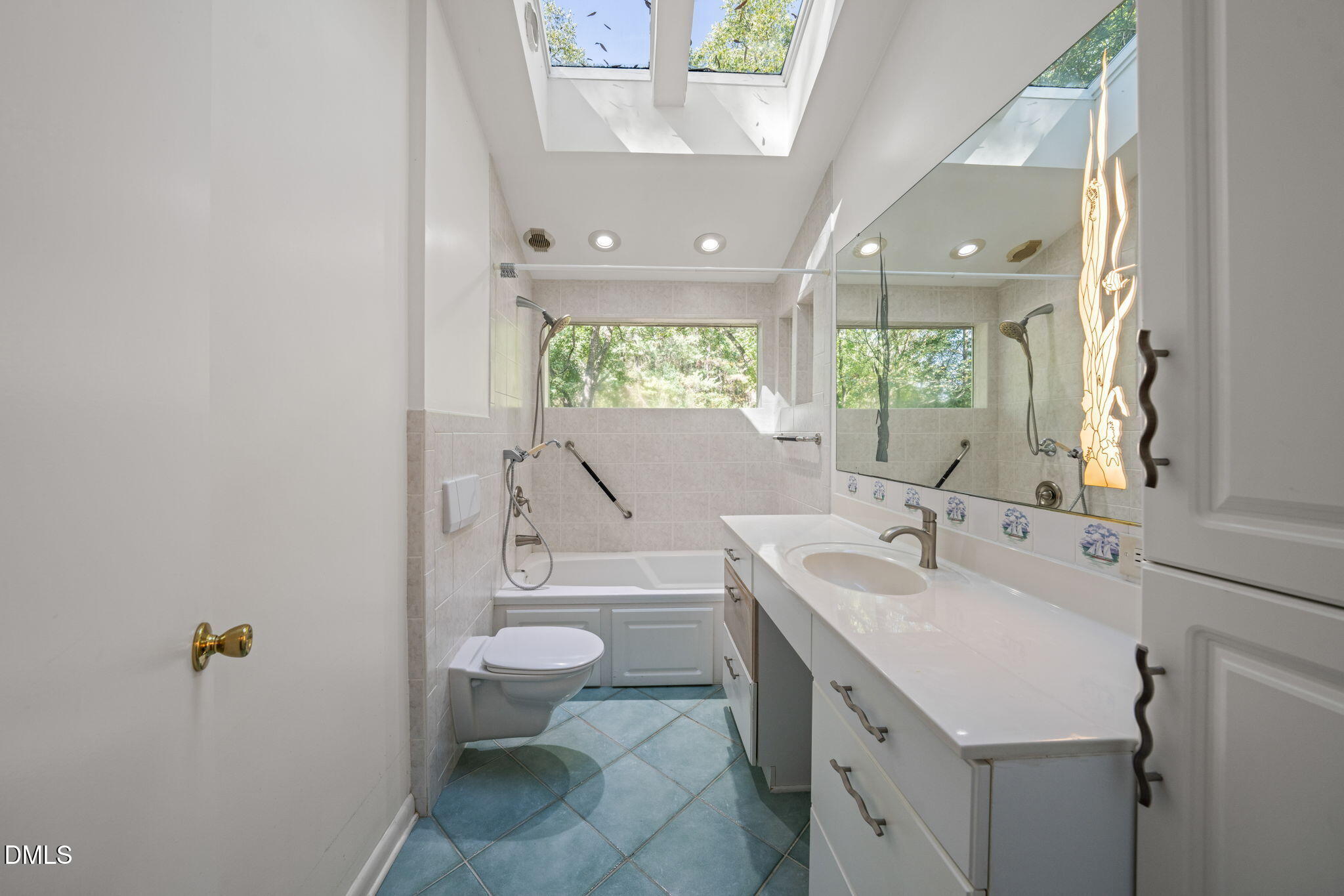 1600 Rock Drive Raleigh, NC 27610 - Photo 26 of 39 Hall Bath (1)