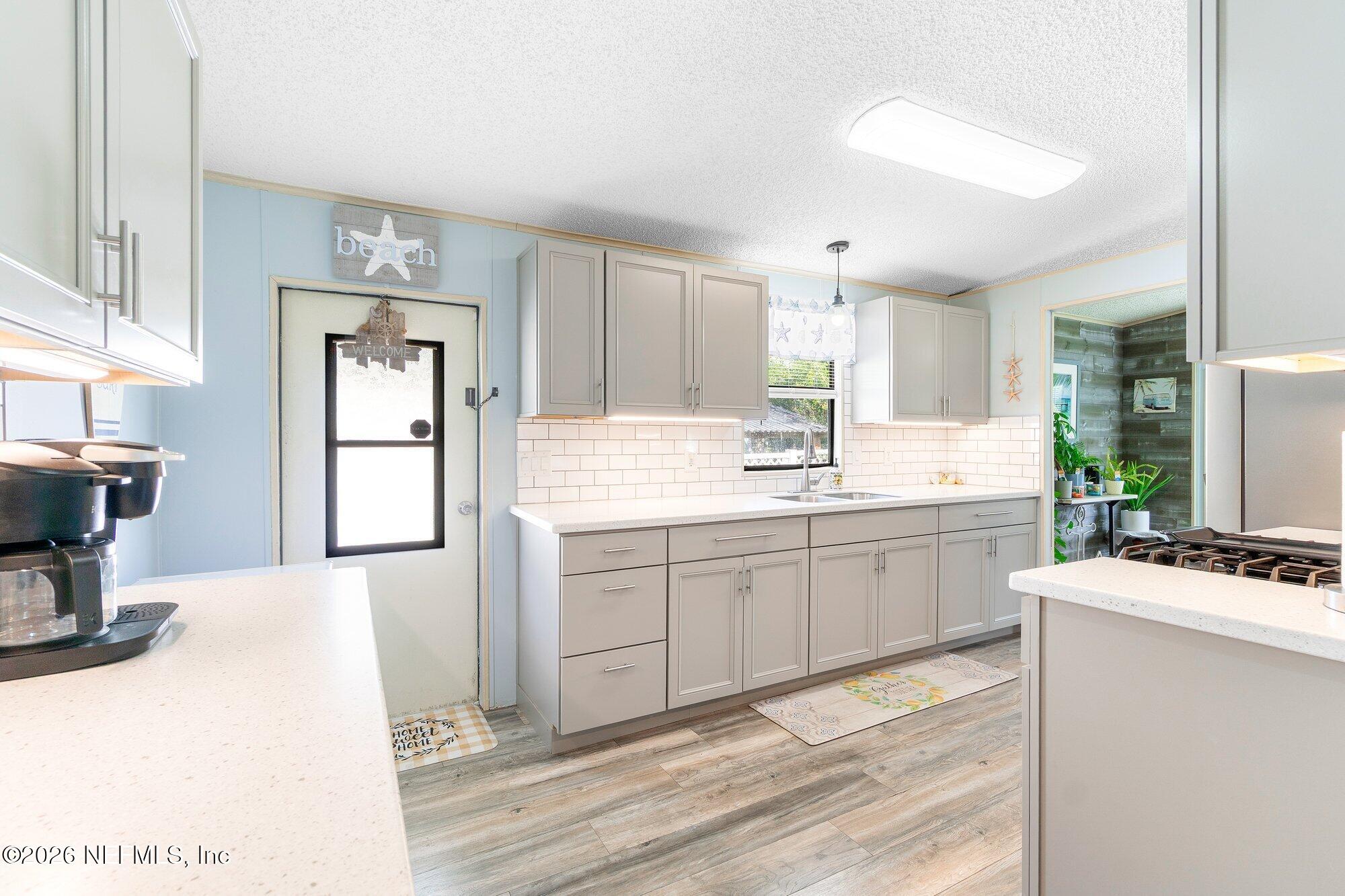 124 Fisherman Road Satsuma, FL 32189 - Photo 14 of 53 124 Fisherman Rd-26
