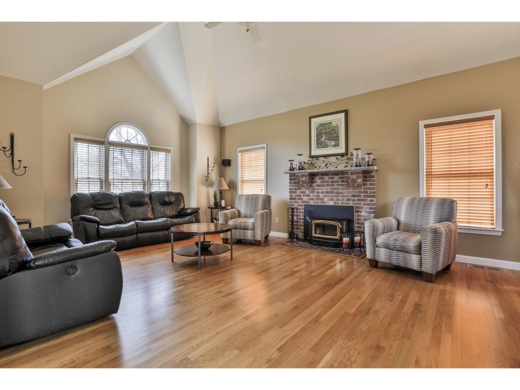 10 Long Meadow Road Windham, NH 03087 - Photo 19 of 36