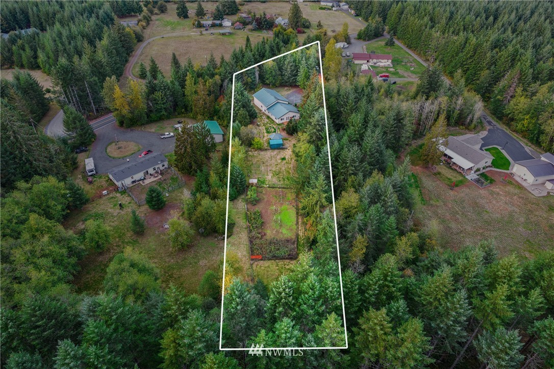 491 South Military Road Winlock, WA 98596 - Photo 3 of 40 an aerial view of a house