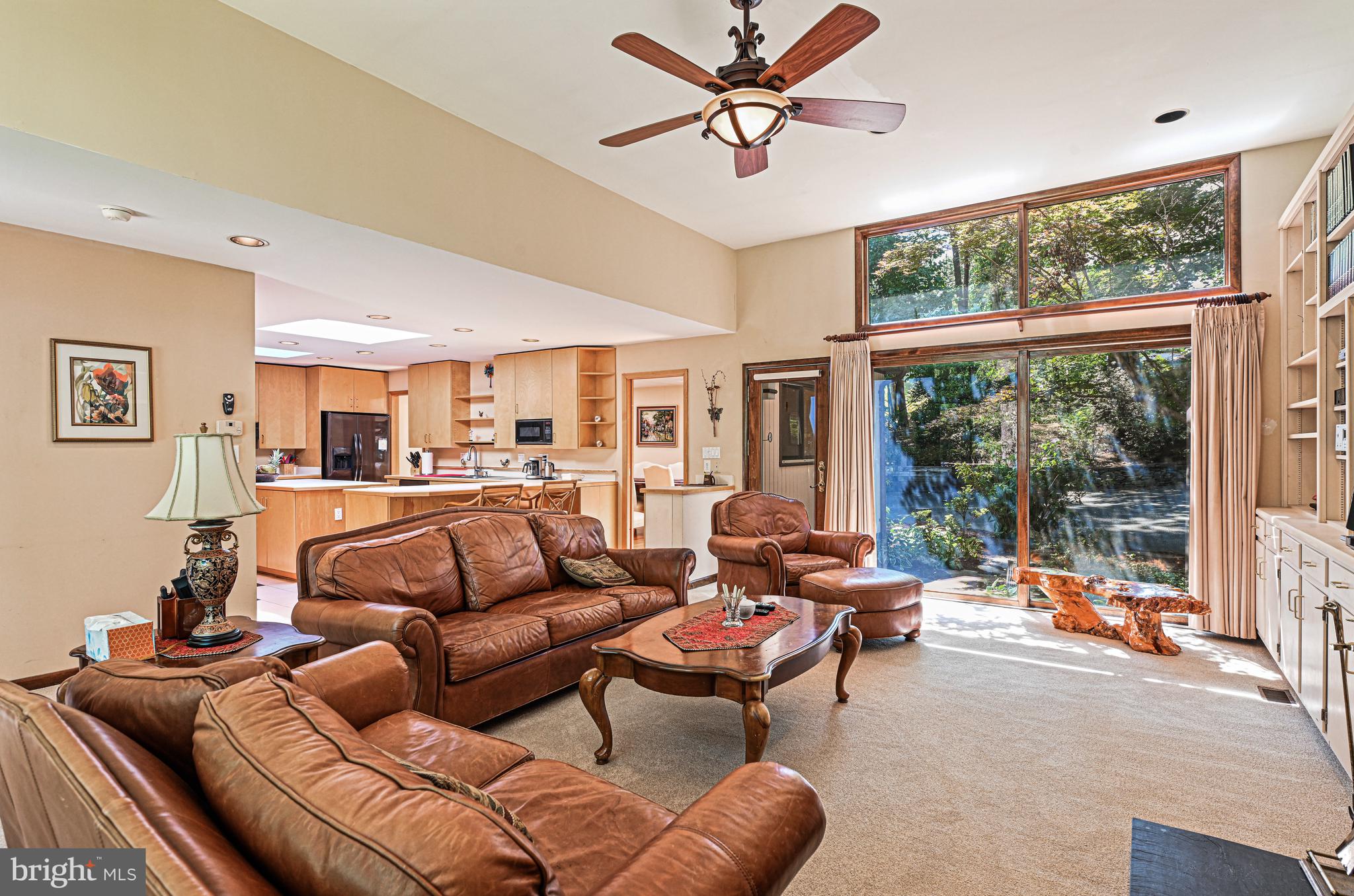 989 Saigon Road McLean, VA 22102 - Photo 16 of 55 Family Room