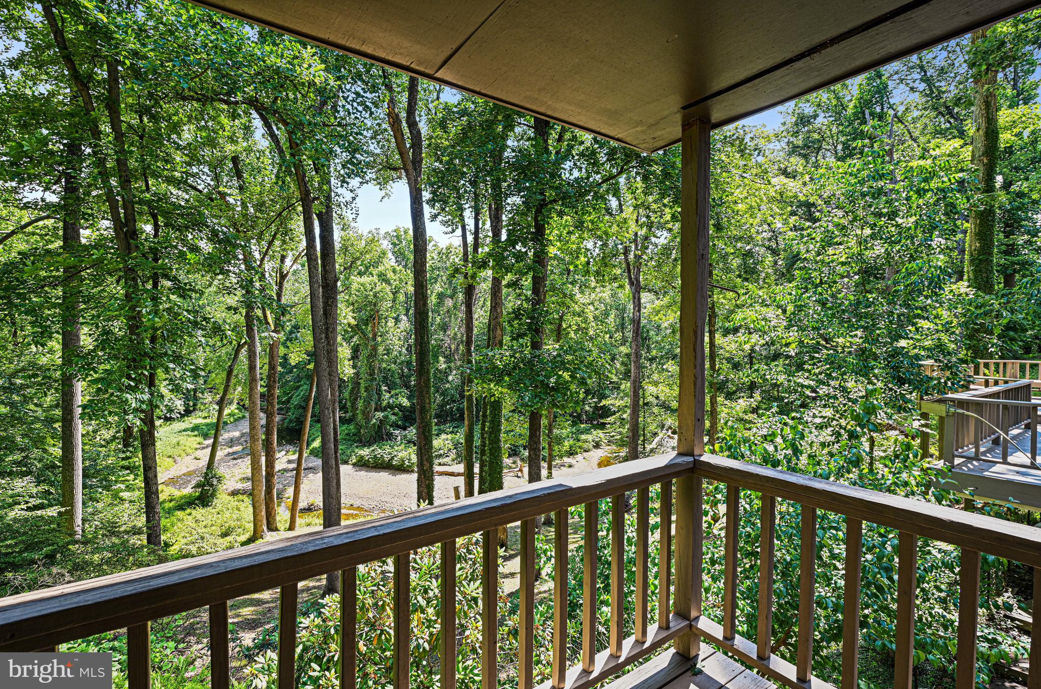 989 Saigon Road McLean, VA 22102 - Photo 41 of 55 Exterior - Primary Bedroom Deck