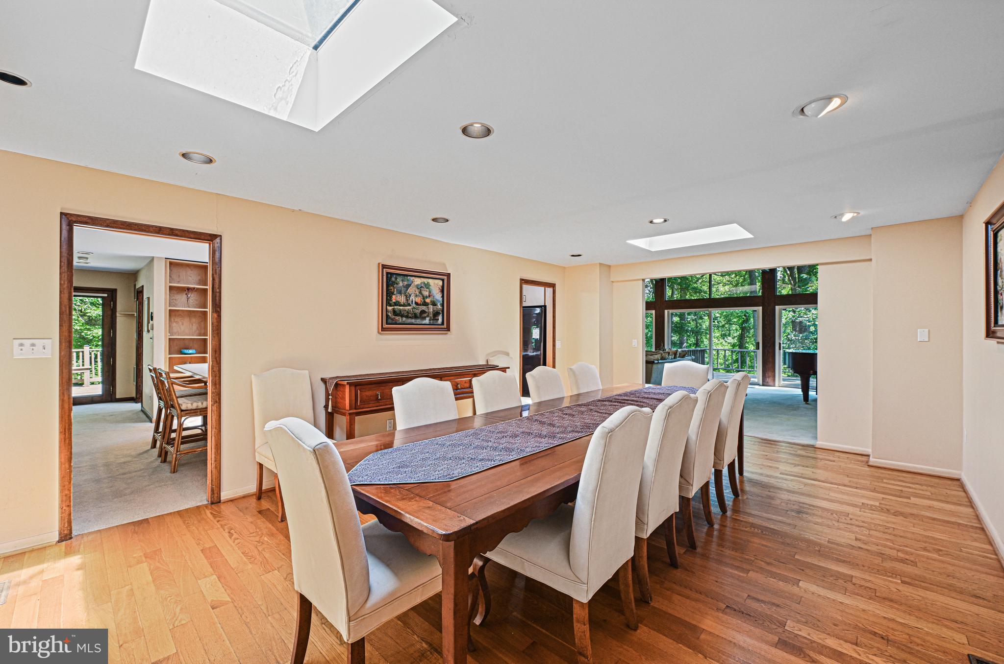 989 Saigon Road McLean, VA 22102 - Photo 10 of 55 Dining Room