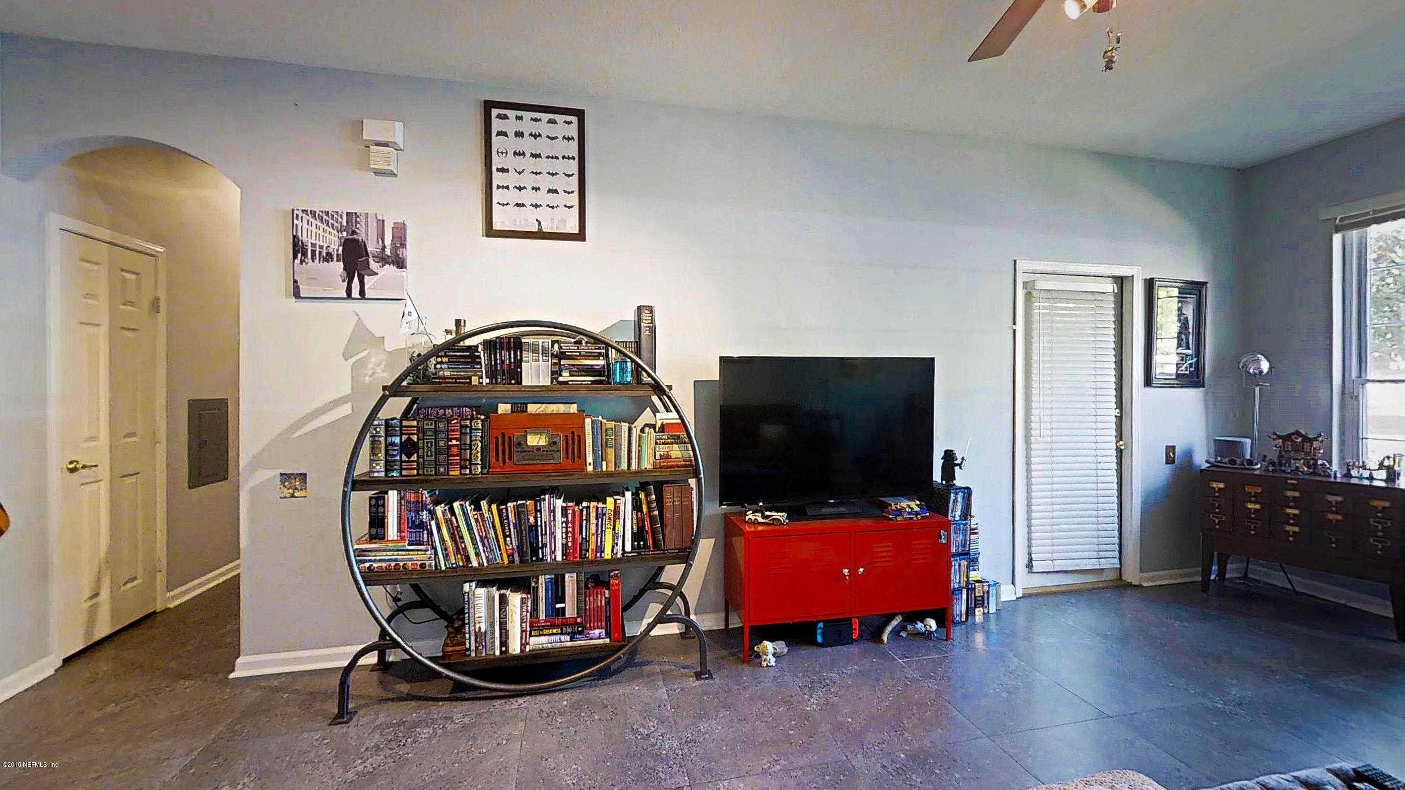 10550 Baymeadows Road, Unit 320 Jacksonville, FL 32256 - Photo 11 of 36 Living Room