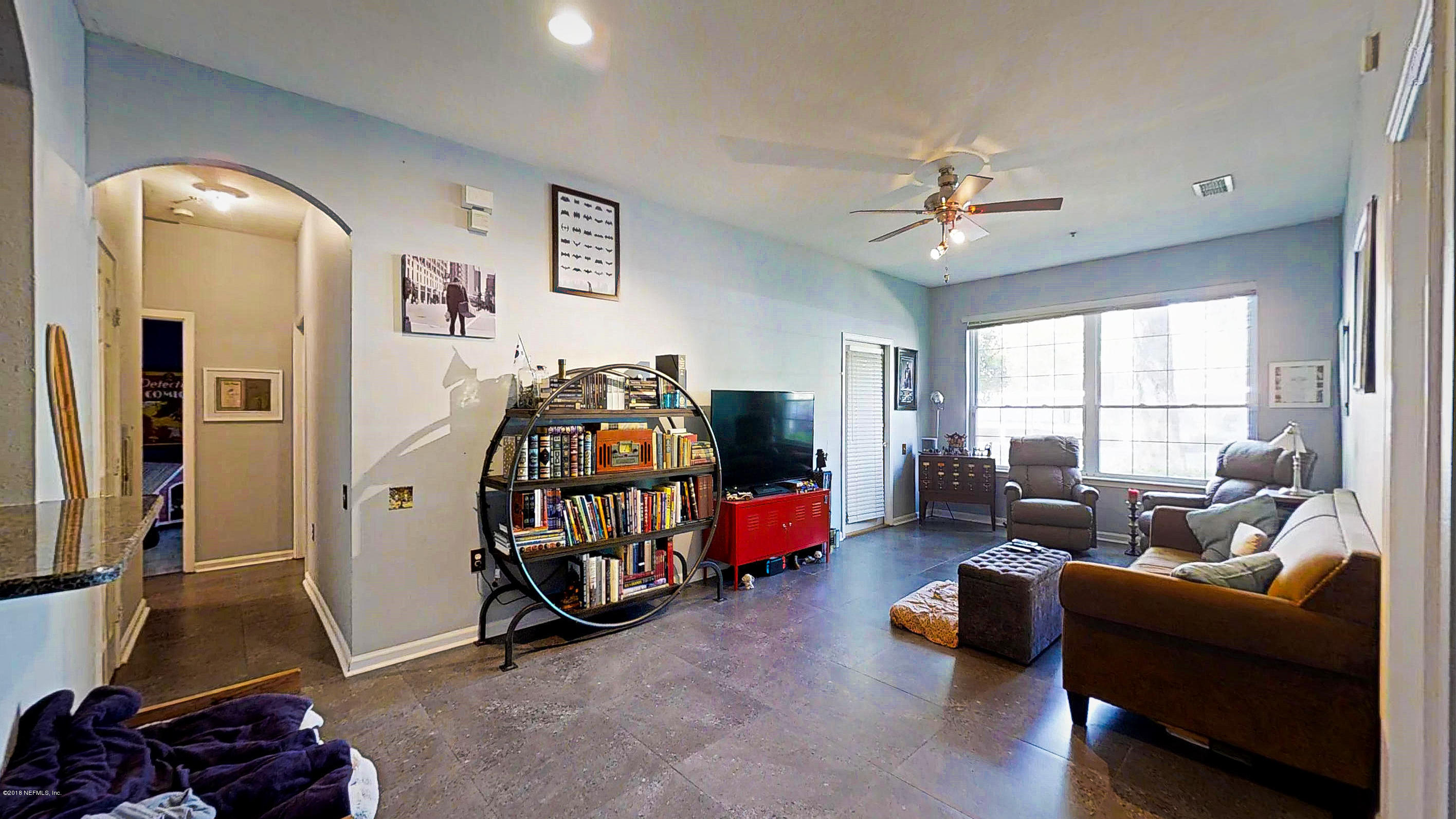 10550 Baymeadows Road, Unit 320 Jacksonville, FL 32256 - Photo 26 of 36 Living Room
