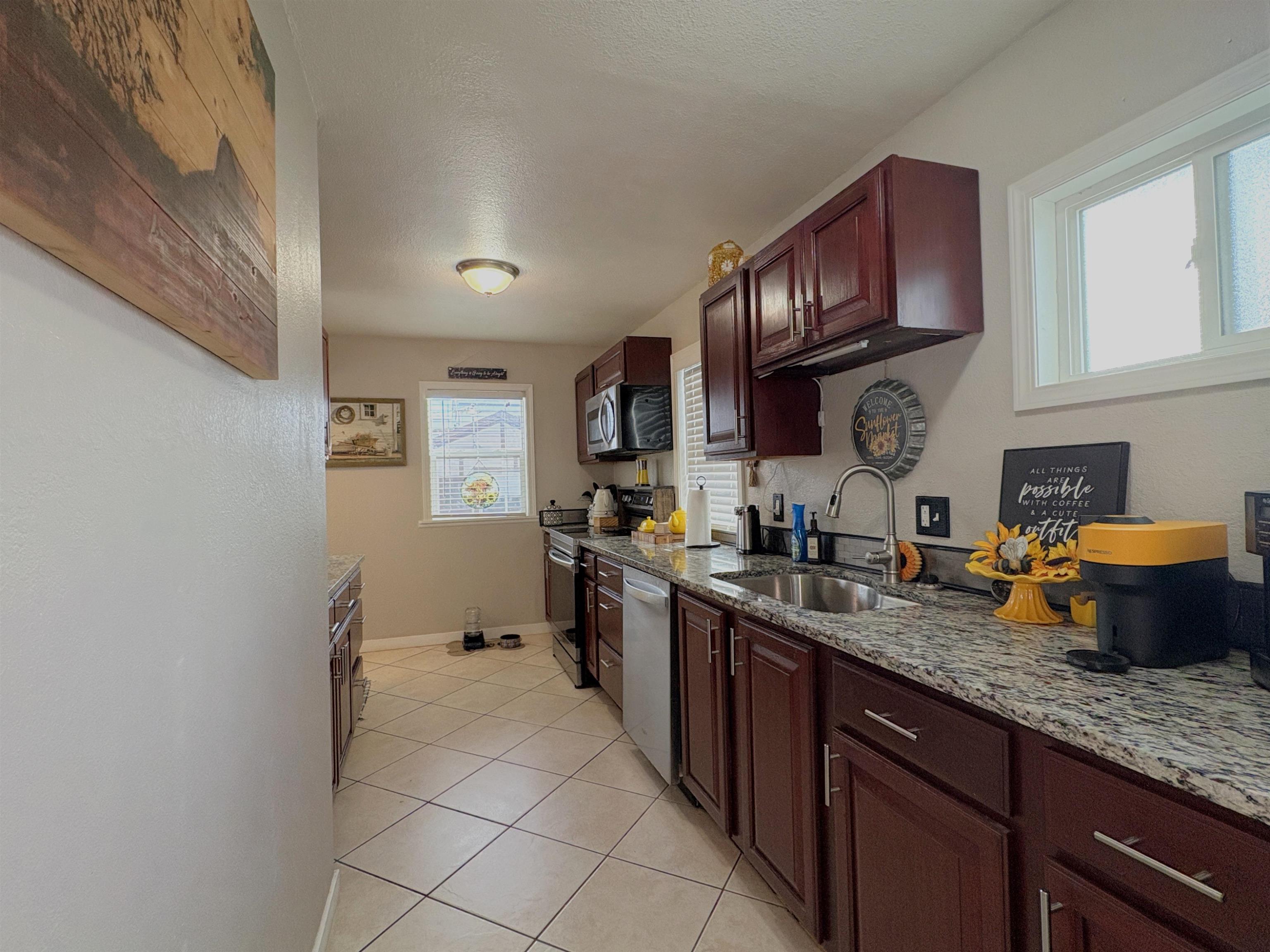 1223 South Wilson Street Casper, WY 82601 - Photo 4 of 15