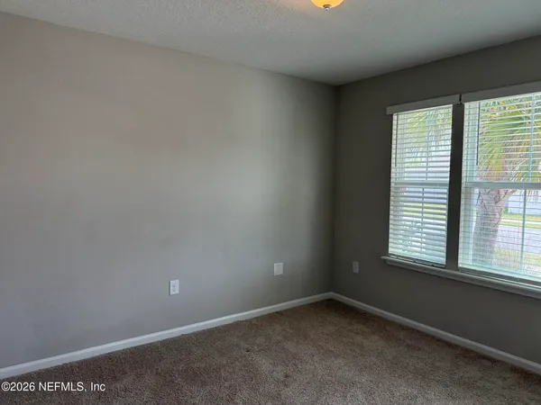 $2,200 | 7713 Island Fox Road, Jacksonville, FL 32222