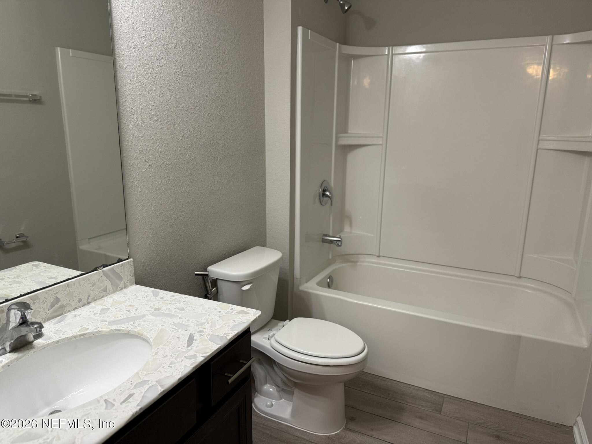 7713 Island Fox Road Jacksonville, FL 32222 - Photo 17 of 21 Bathroom 2