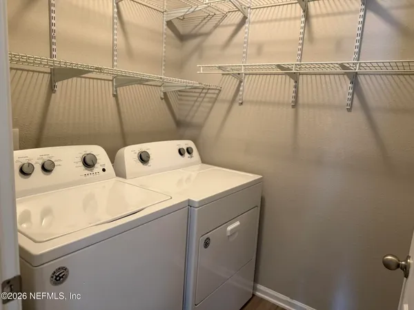 $2,200 | 7713 Island Fox Road, Jacksonville, FL 32222