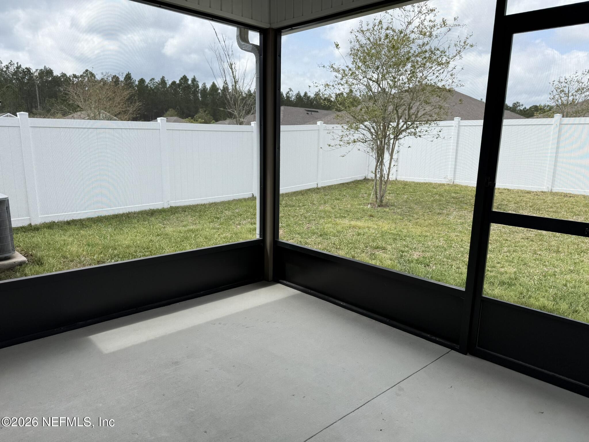 7713 Island Fox Road Jacksonville, FL 32222 - Photo 19 of 21 Screened in back porch