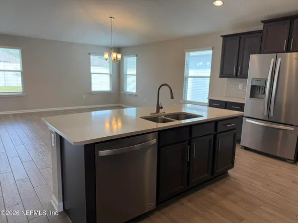 $2,200 | 7713 Island Fox Road, Jacksonville, FL 32222