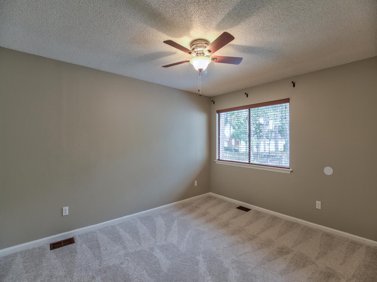 1808 Folkstone Road Tallahassee, FL 32312 - Photo 8 of 33 Gallery Image 8
