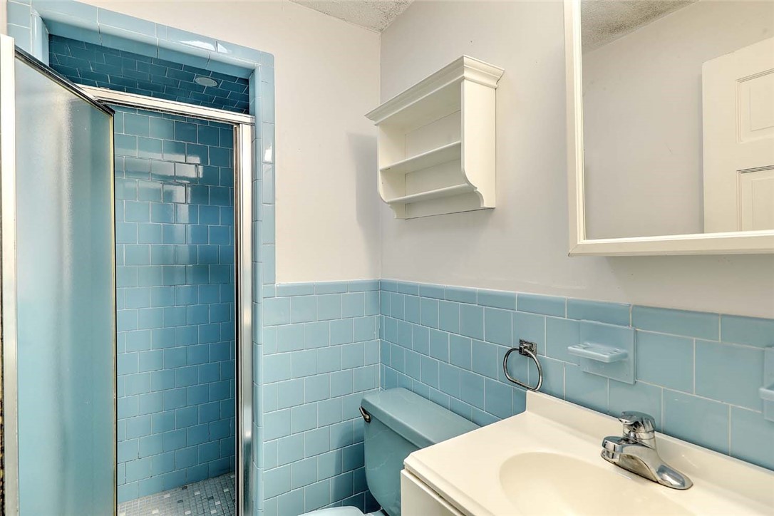 3 Pinetop Road Barrington, RI 02806 - Photo 31 of 45