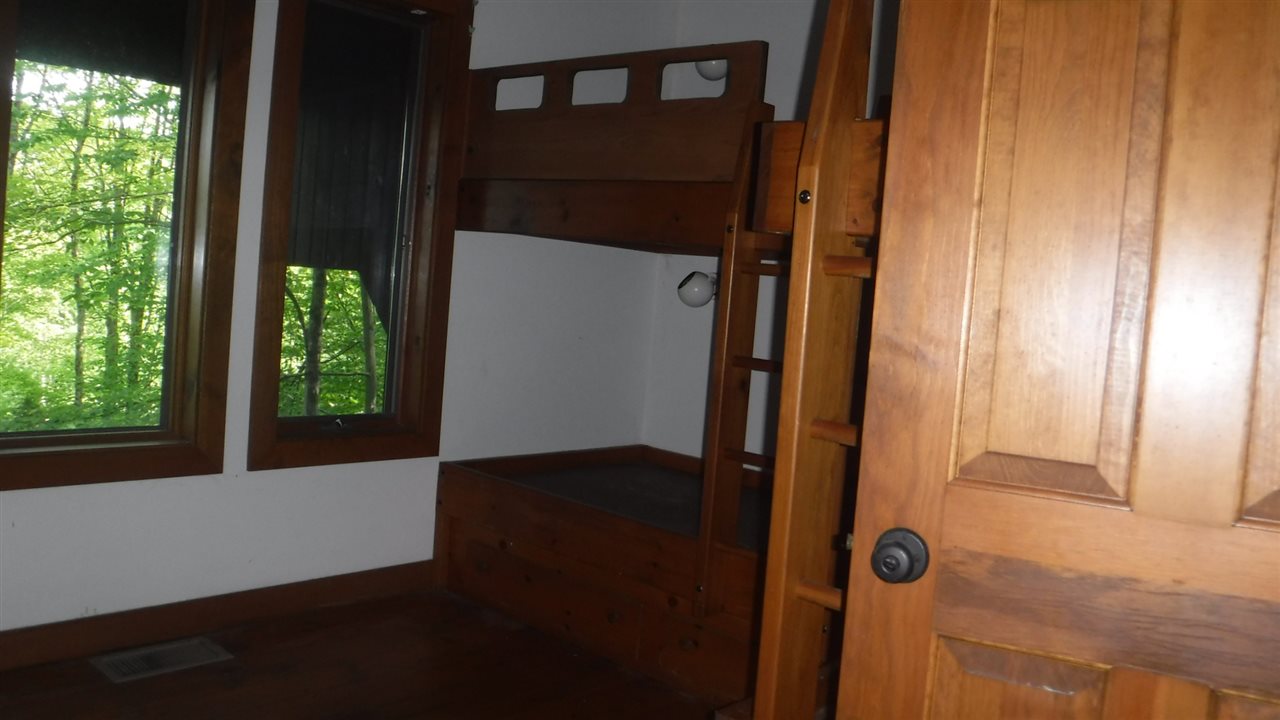 353 Peregrine Road Plymouth, VT 05056 - Photo 6 of 37 Gallery Image 6