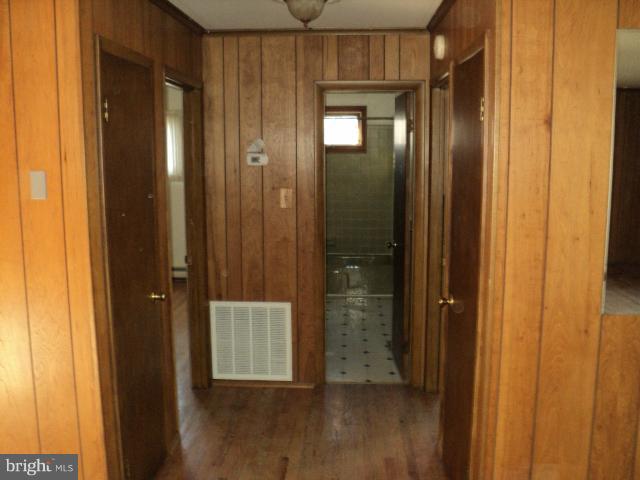 709 Valley Rd View Harpers Ferry, WV 25425 - Photo 8 of 16 Interior (General)1