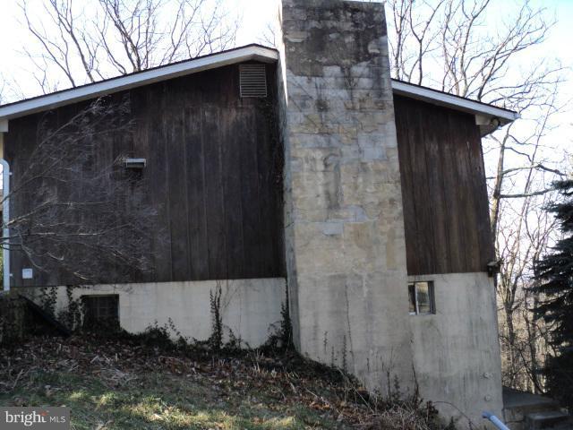 709 Valley Rd View Harpers Ferry, WV 25425 - Photo 10 of 16 Exterior side 2