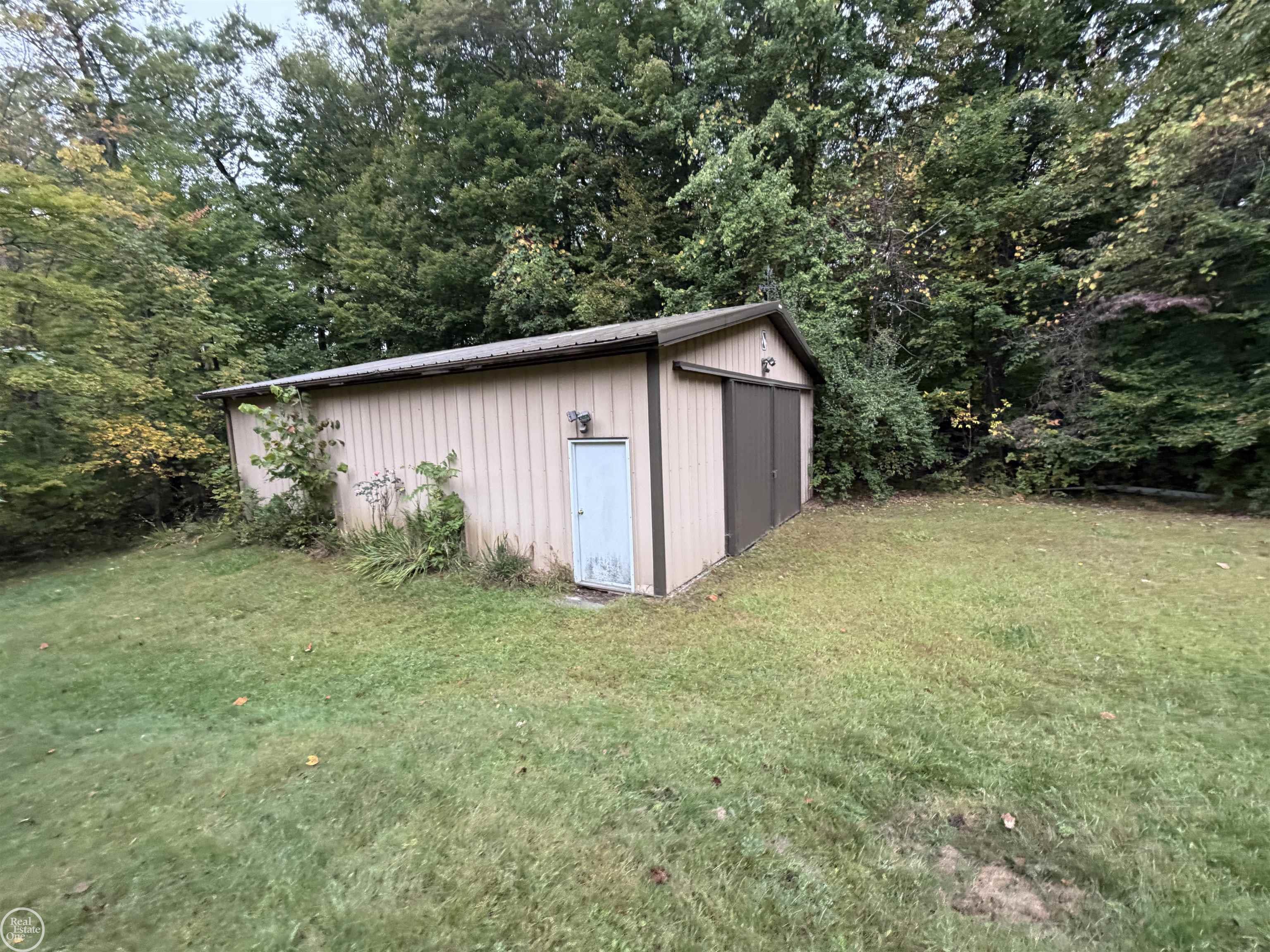66301 Campground Road Washington, MI 48095 - Photo 13 of 32