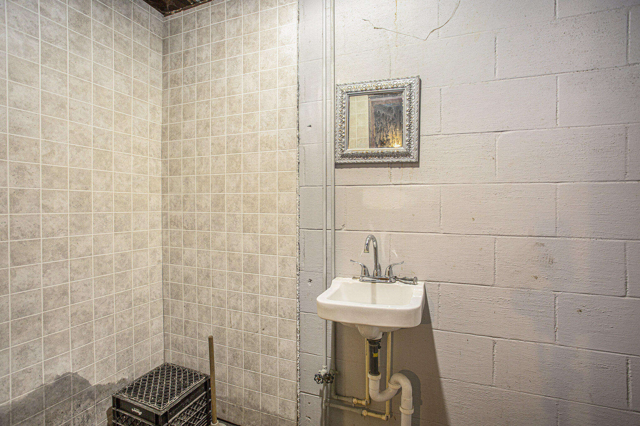 1064 South Sheridan Road Stanton, MI 48888 - Photo 19 of 28 Bath Down