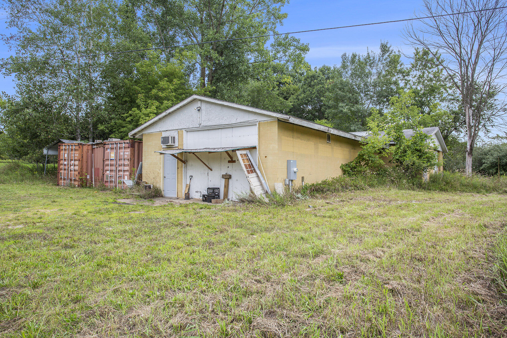 1064 South Sheridan Road Stanton, MI 48888 - Photo 6 of 28 Large Polebarn