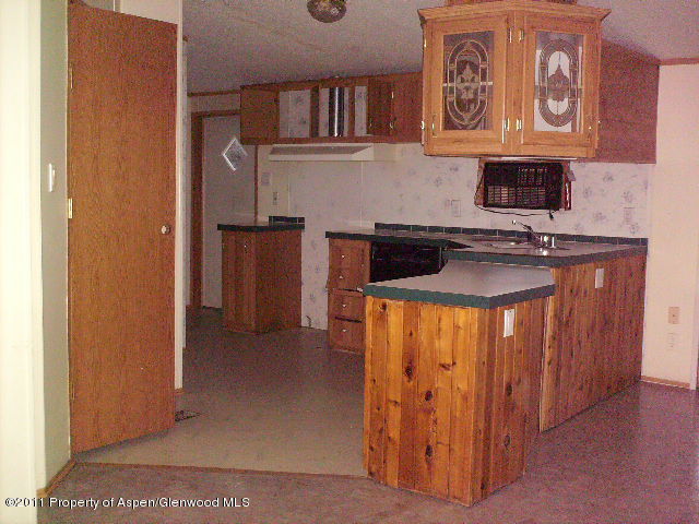 162 Colt Drive Rifle, CO 81650 - Photo 4 of 17 Kitchen