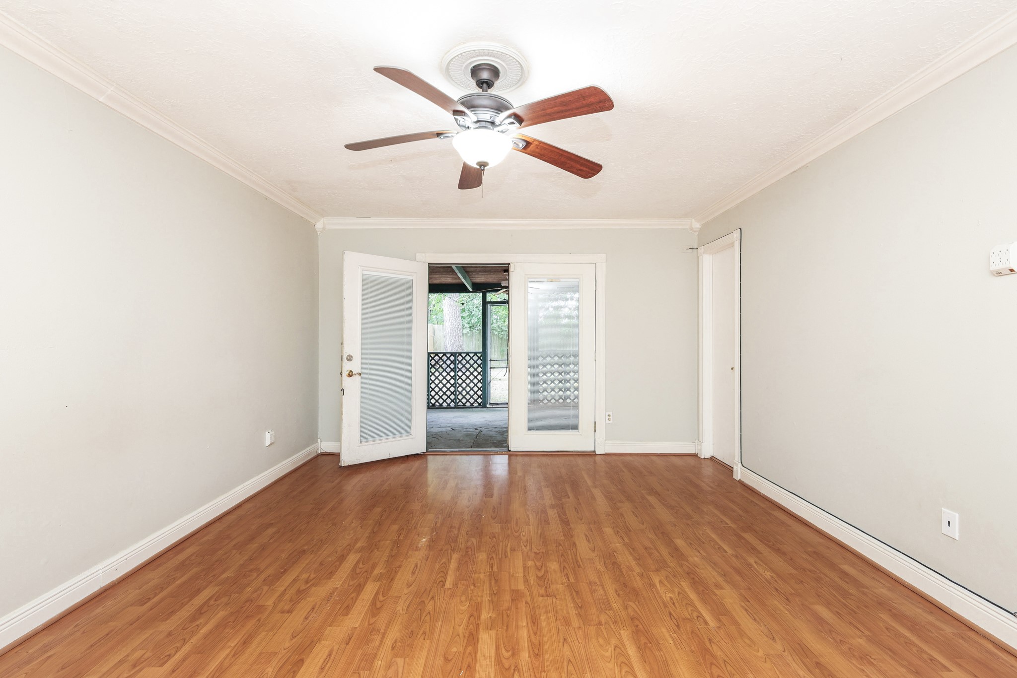5519 Birchgate Drive Spring, TX 77373 - Photo 8 of 18 Gallery Image 8