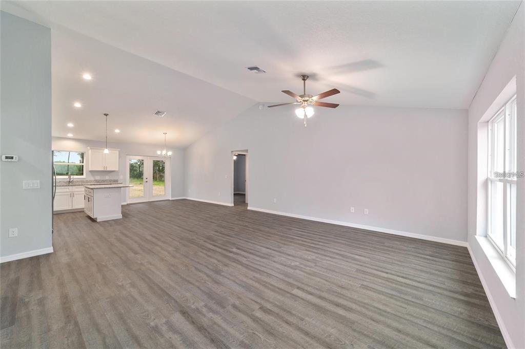 7729 Southwest 146th Ln Road Ocala, FL 34473 - Photo 3 of 19