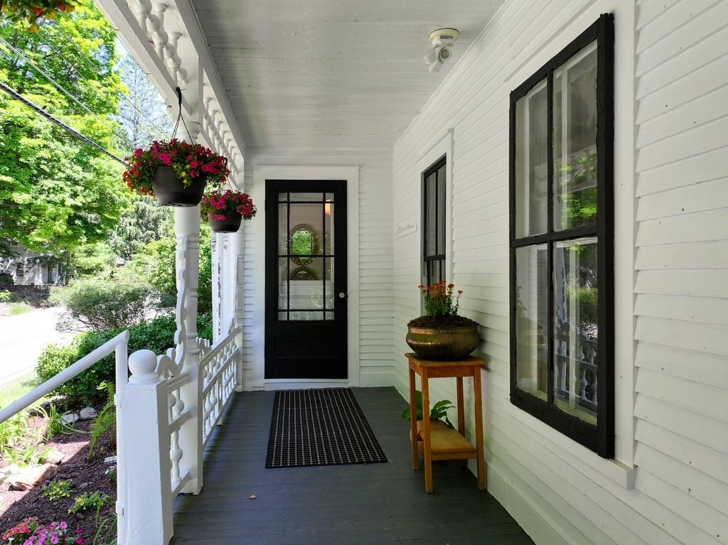 466 East Main Street Middlebury, VT 05740 - Photo 4 of 60