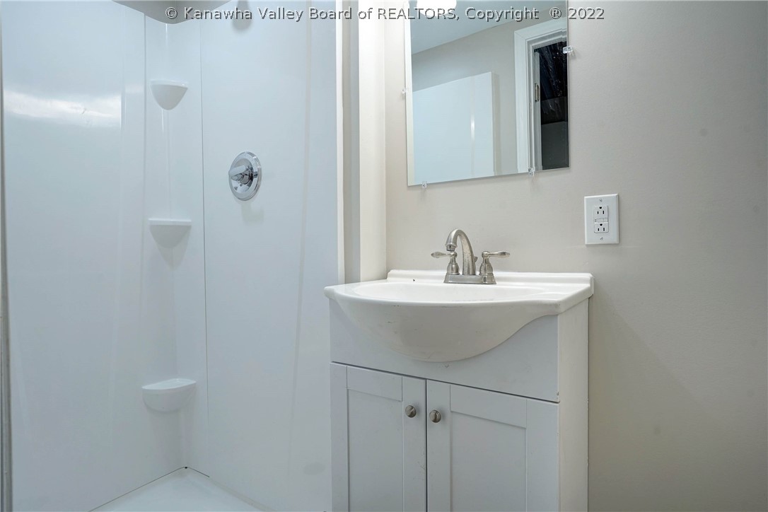1812 Pine Manor Road Charleston, WV 25311 - Photo 26 of 31 Gallery Image 26