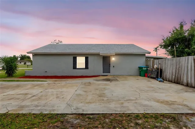 $265,000 | 610 Nardello Drive, Deltona, FL 32725