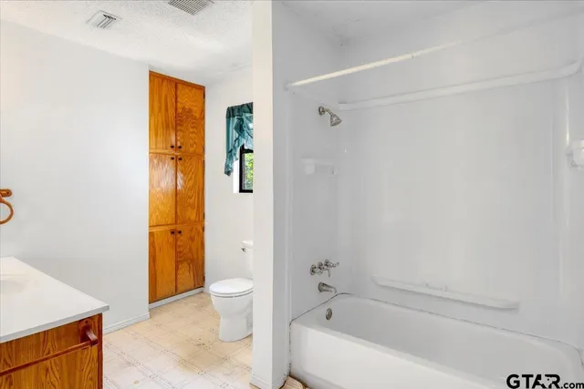 $139,900 | 13418 County Road 2290, Arp, TX 75750