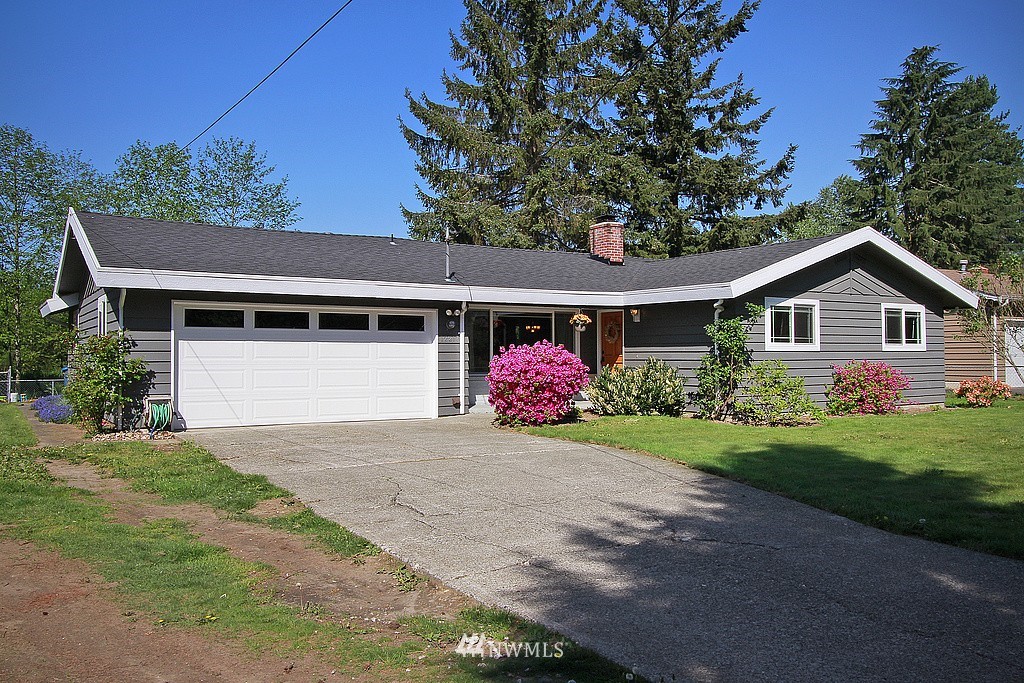 12217 155th Avenue Southeast Renton, WA 98059 - Photo 1 of 15 Gallery Image 1