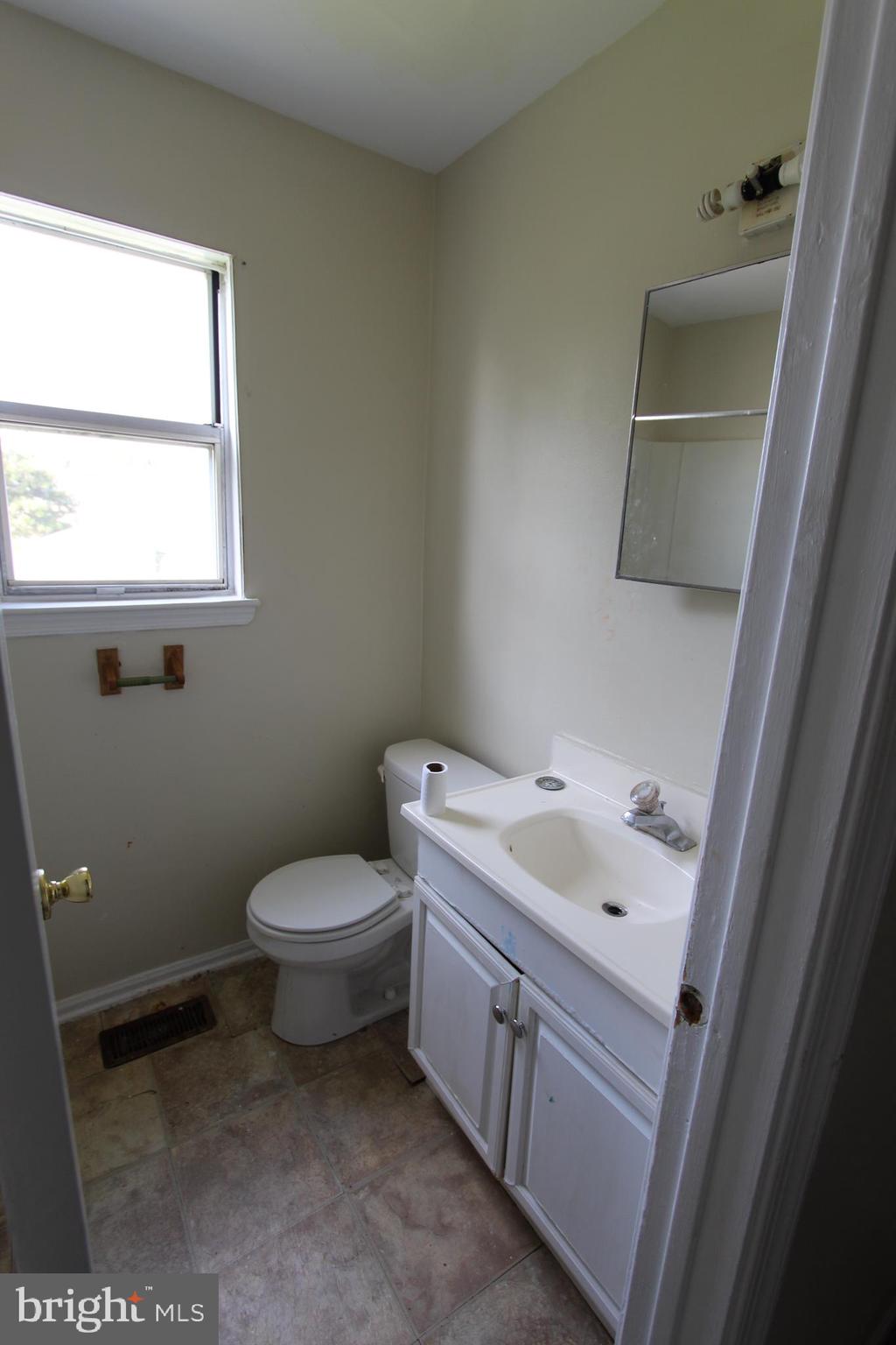 101 Farmhouse Road Sicklerville, NJ 08081 - Photo 7 of 15