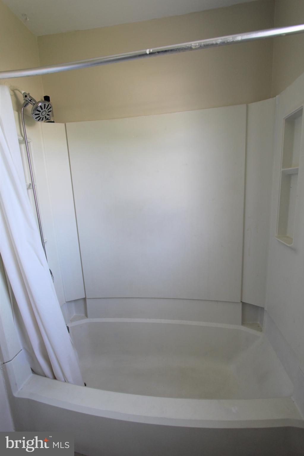 101 Farmhouse Road Sicklerville, NJ 08081 - Photo 8 of 15
