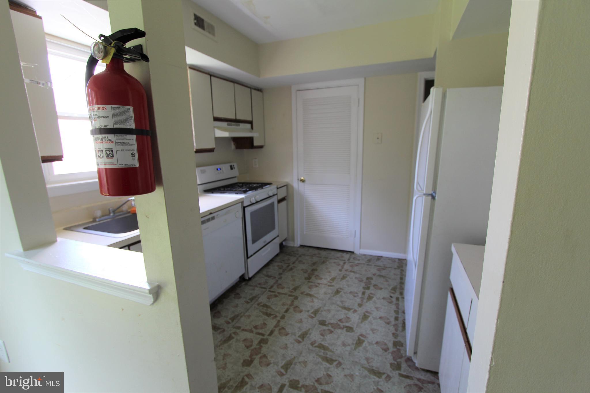 101 Farmhouse Road Sicklerville, NJ 08081 - Photo 10 of 15
