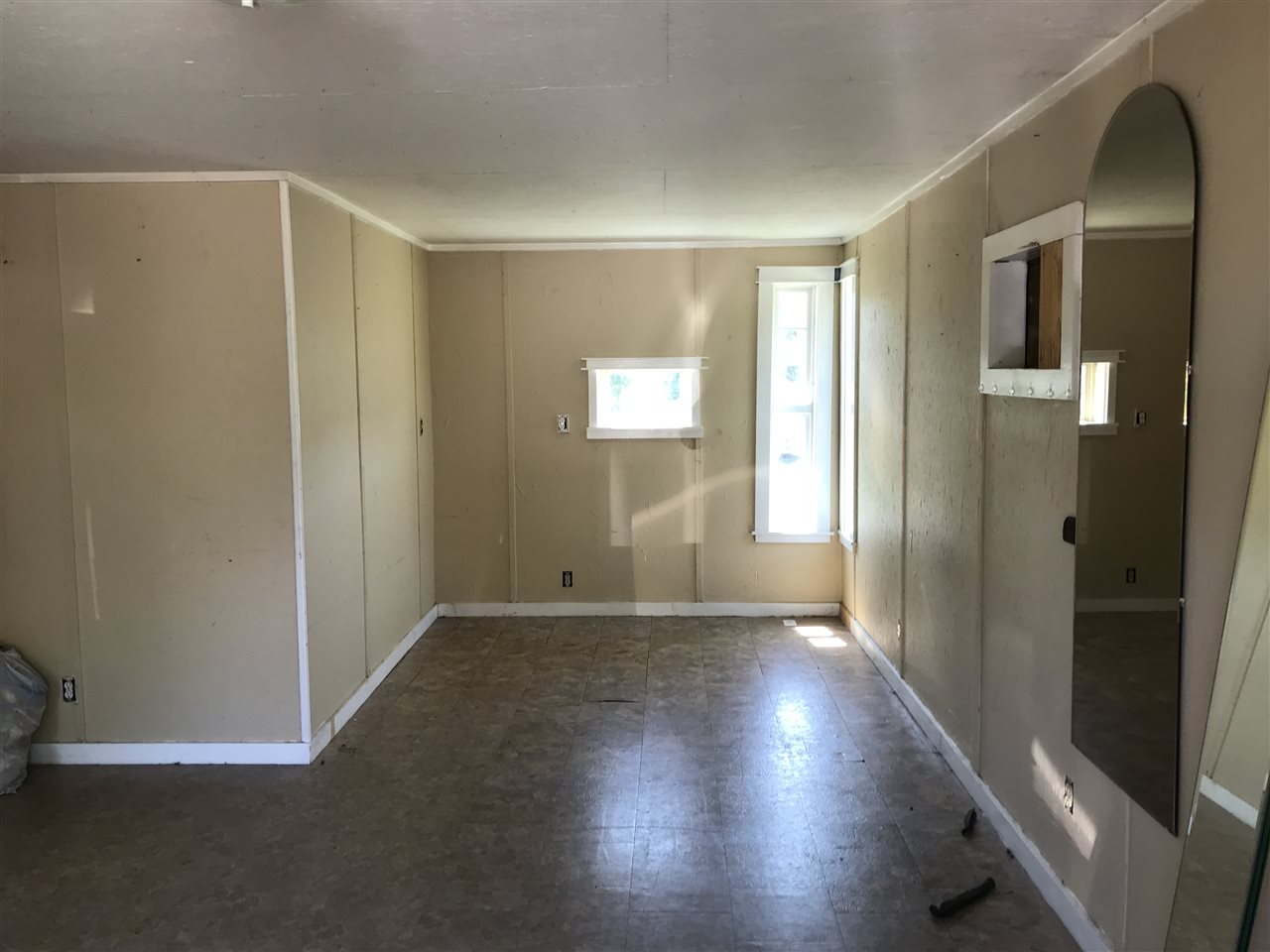 410 Dickson Road Campobello, SC 29322 - Photo 24 of 33