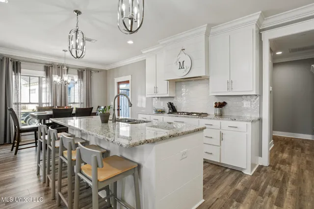 $375,000 | 806 Long Leaf Circle, Brandon, MS 39042