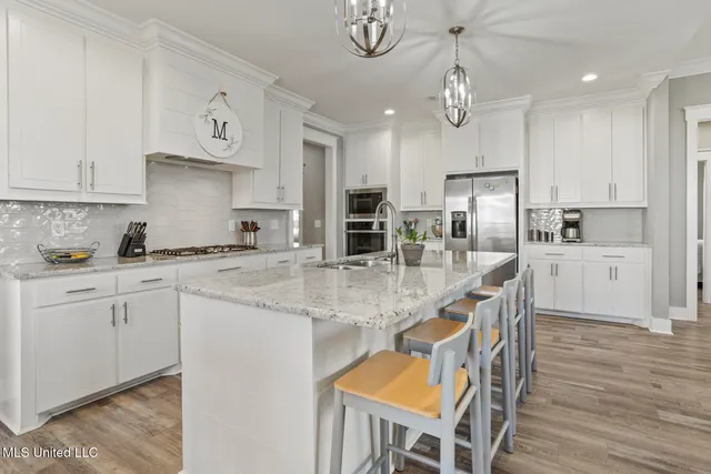 $375,000 | 806 Long Leaf Circle, Brandon, MS 39042