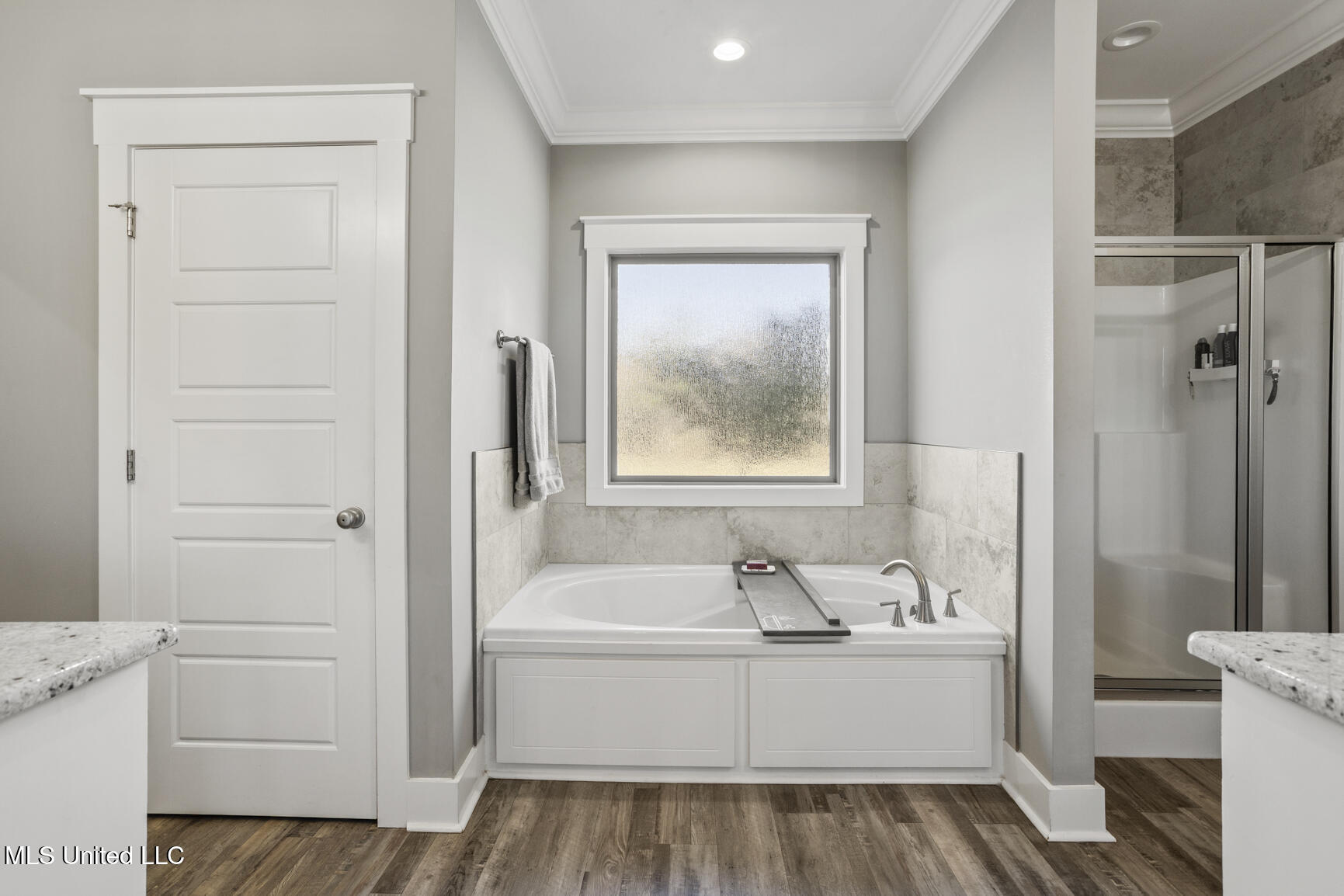 806 Long Leaf Circle Brandon, MS 39042 - Photo 22 of 39 806 Long Leaf-21