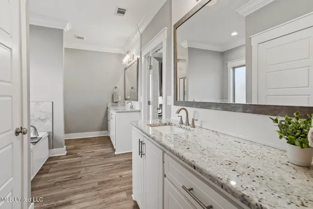 $375,000 | 806 Long Leaf Circle, Brandon, MS 39042